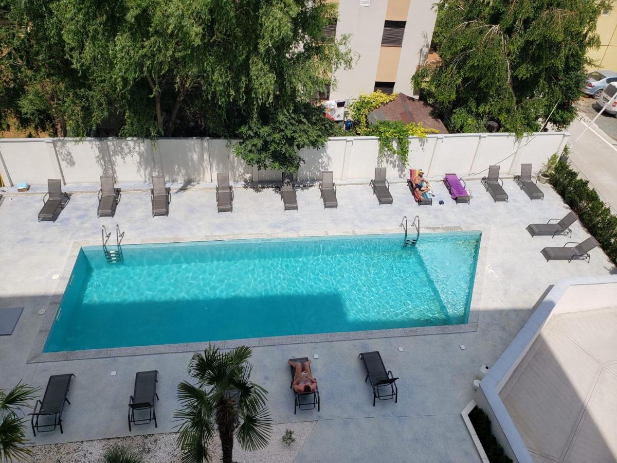 Sunrise Luxury Apartments Navodari Dış mekan fotoğraf