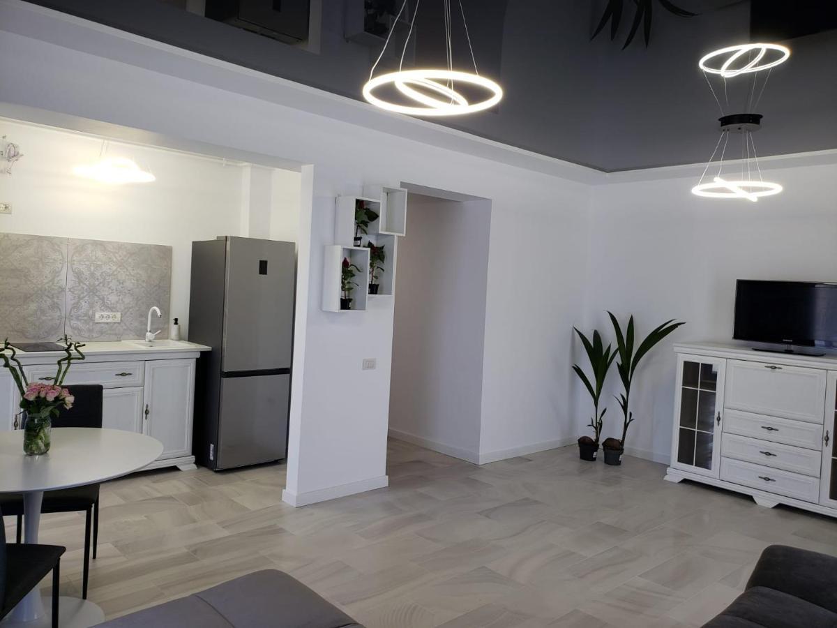 Sunrise Luxury Apartments Navodari Dış mekan fotoğraf